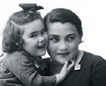 Rika Zaraï et sa maman